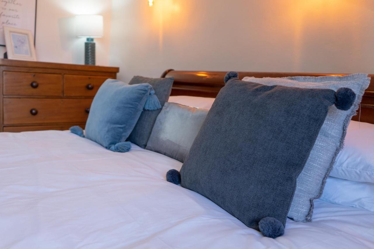 Belmont Villa - 4 Bed - Hot Tub Additional Cost - Sleeps 10-Tjs22Bv Ilfracombe Exterior photo