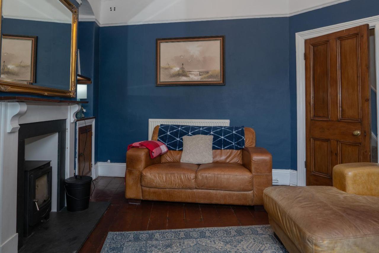 Belmont Villa - 4 Bed - Hot Tub Additional Cost - Sleeps 10-Tjs22Bv Ilfracombe Exterior photo